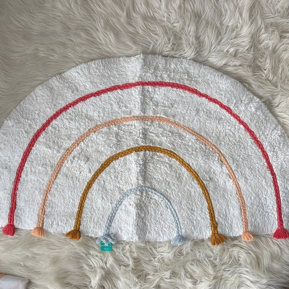 Pillowfort Rainbow bathroom Rug with Pastel Arches
